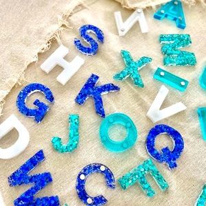 Handmade customizable alphabet magnets!